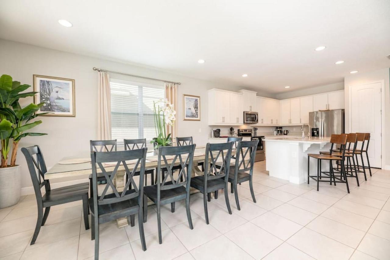 Spacious 8 Bdr Family Home With Arcades And Free Pool Heat オーランド エクステリア 写真