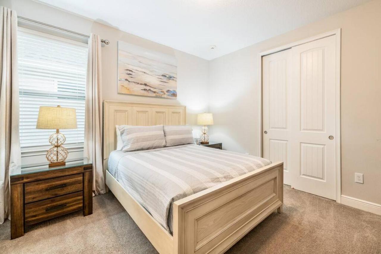 Spacious 8 Bdr Family Home With Arcades And Free Pool Heat オーランド エクステリア 写真